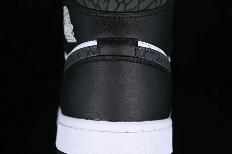 All categories Air Jordan Jordan series basketball shoes Air Jordan 1 Mid Air Jordan 1 Mid AJ1 Joe 1 all black burst pattern mid-top cultural casual sneakers FB9911-001